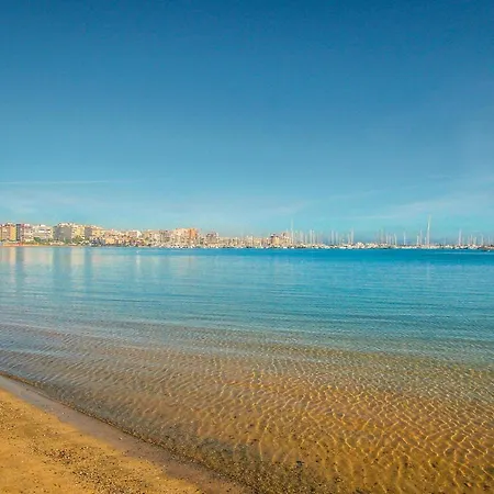 Cozy In With Wifi Apartment Torrevieja
